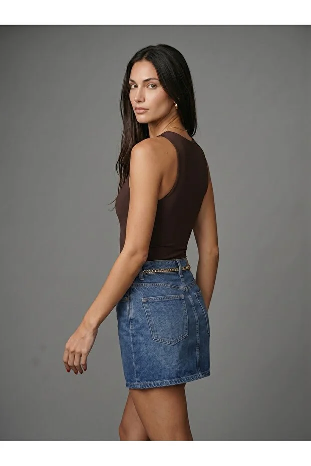 Noe Collection Kadın Kahverengi Halter Yaka Slim Fit Likralı Bodysuit Günlük Şık Çıtçıtlı Body 4